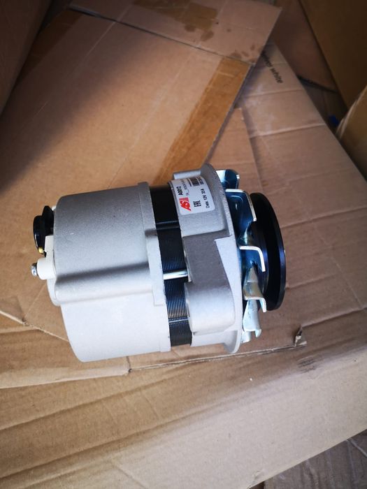 Alternator tractor foat toată gama 12 v 24 v se poate trimite prin cur