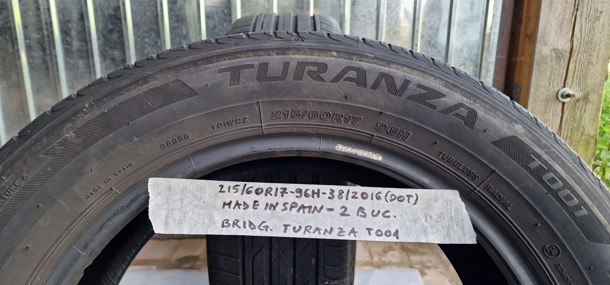 215/60 R17 - 2 anvelope - Bridgestone Turanza - de vara - 6mm+