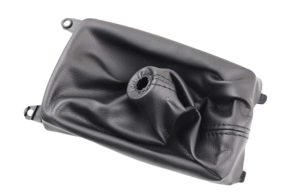 Кожен маншон кожичка за скоростен лост черен Мазда Mazda 6