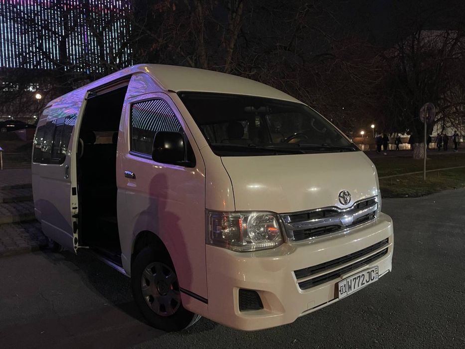 Toyota Haice продается