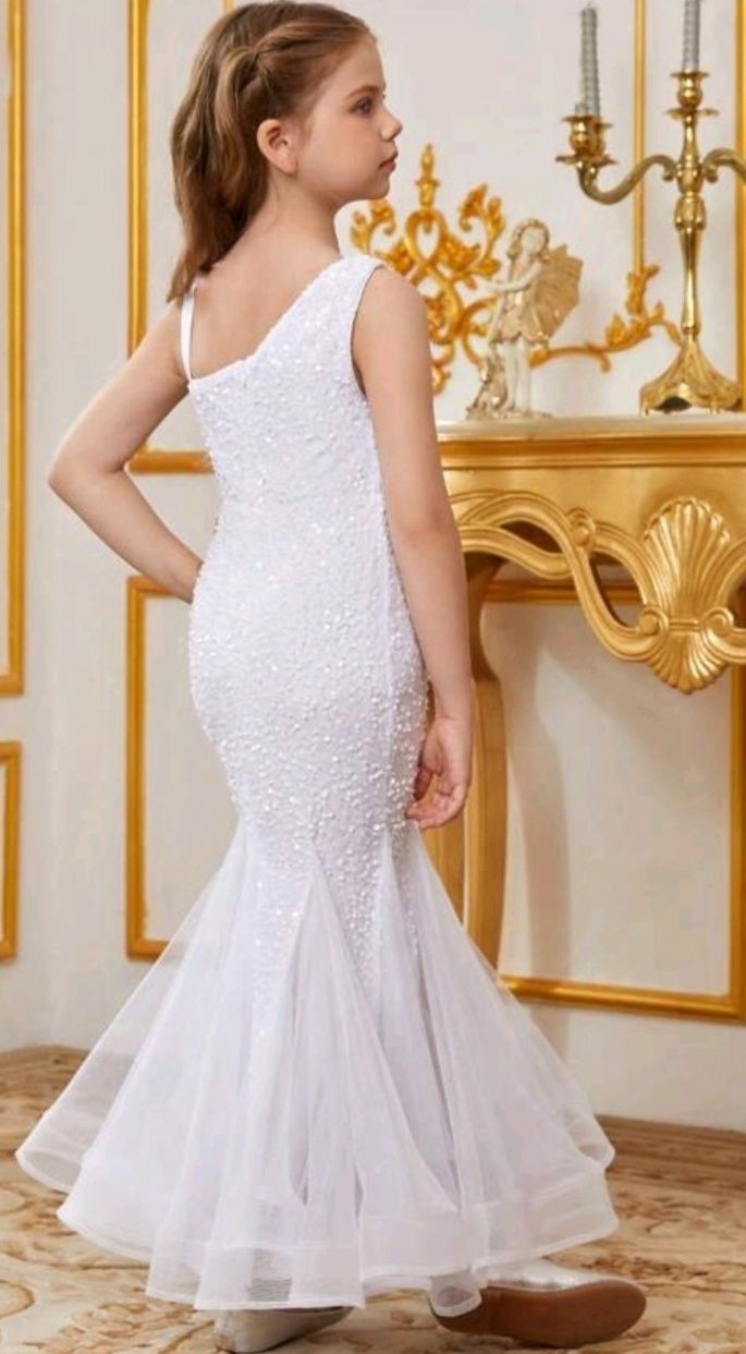 Rochiță alba, paiete, fetița 8 ani, 134 cm