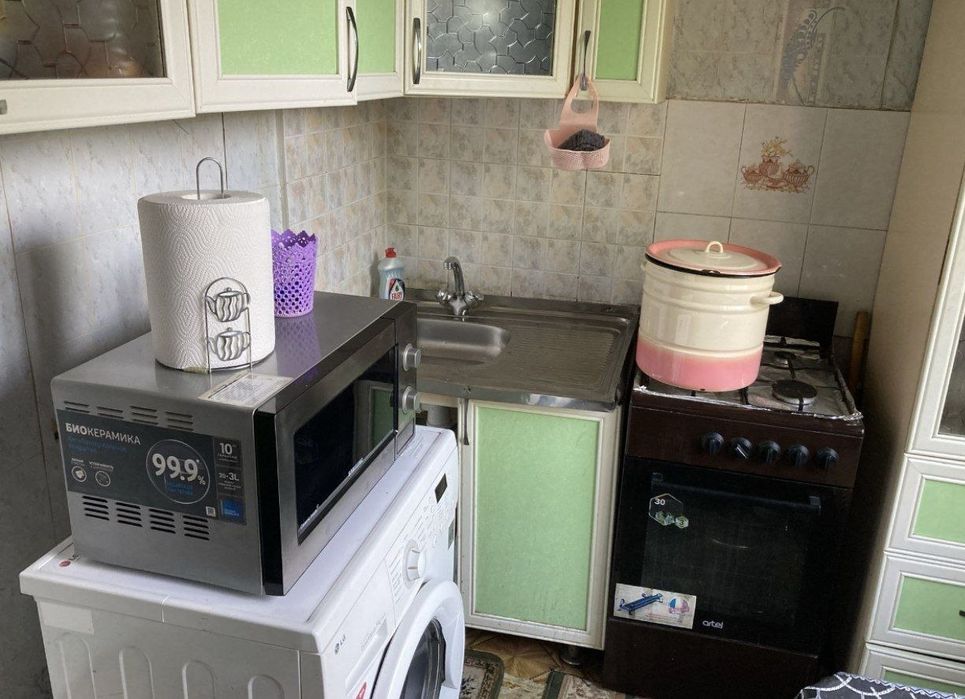 Продаётся 1 комнатная квартира Ахмад Югнаки!