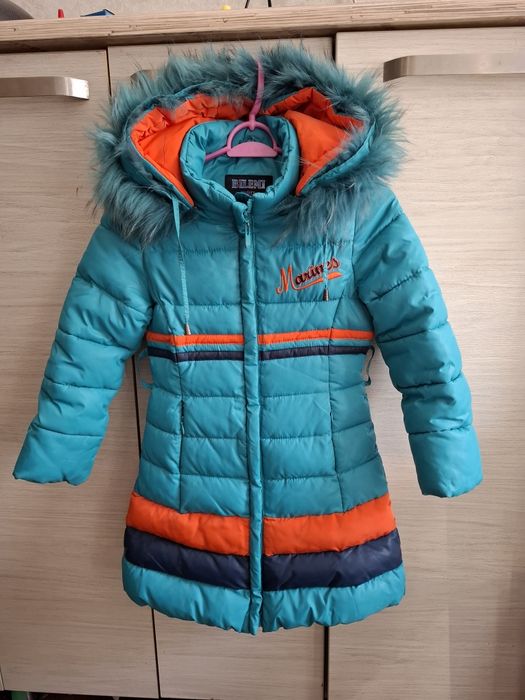 Куртка зимняя на 6- 7 лет, детская, для девочки. Ул.Спасская