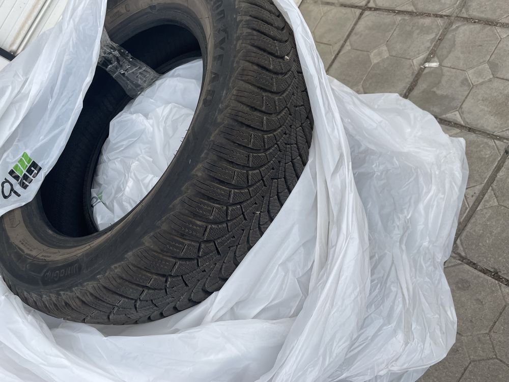 Гуми 205/60/16 GoodYear UltraGrip с джанти