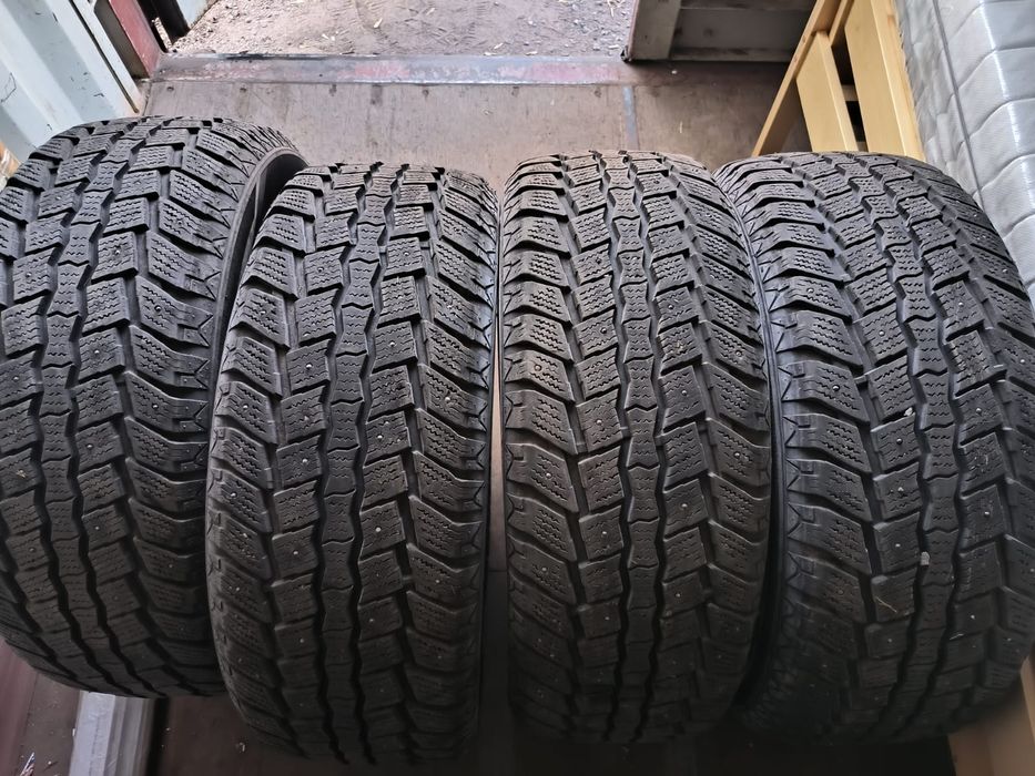Шины зимние 265/60/18