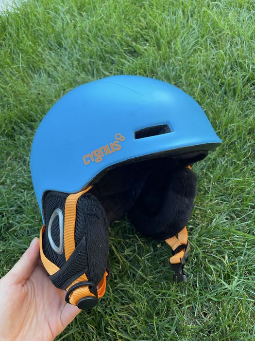 Casca Cygnus albastra