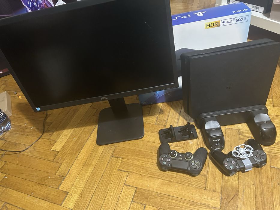 Playstation4 slim 2 controllere plus monitor