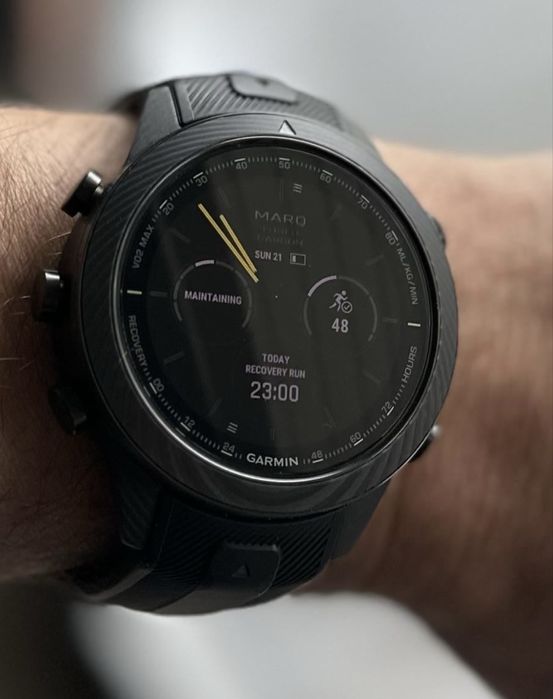Garmin Marq GEN2 Carbon Fiber Athele