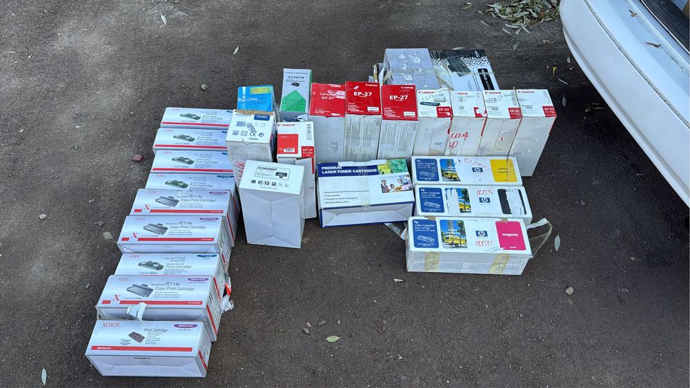 Картриджи разные продам +подарок