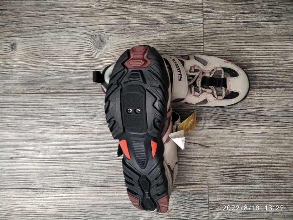 Продавам дамски обувки SHIMANO – SH- WM40.