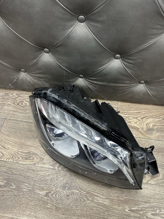 Mercedes GLS W166 Фар фарове десен