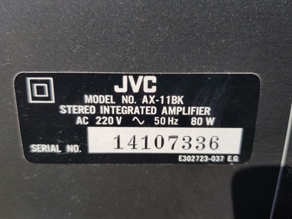 Усилвател JVC AX-11