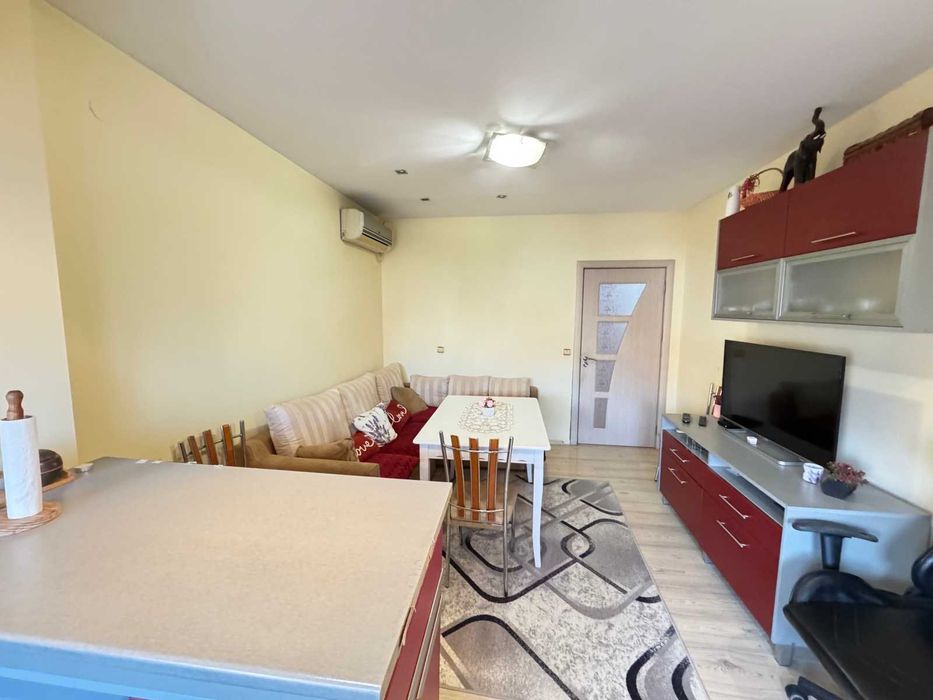 Продава се Тристаен апартамент в Велико Търново, Център - 75 кв.м за 1434 €/кв.м - Снимка #1
