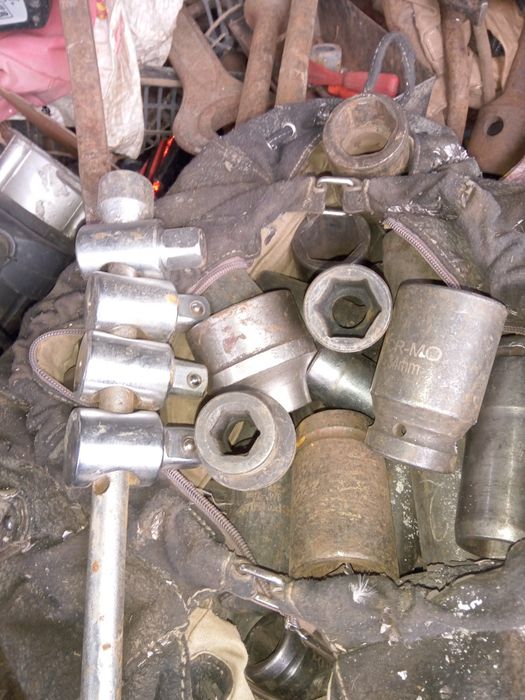 Mai vând mașini pt. Rabla.euro 2 euro3 euro 4.circa 5 mașini cu acte n