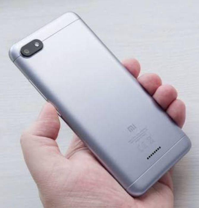 Продам redmi 6a новый