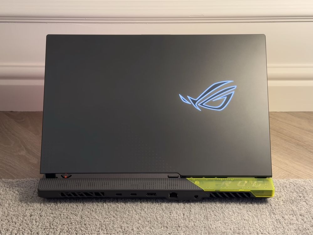 Laptop Gaming Asus ROG cu RYZEN 9 6900HX, RTX 3070Ti, 2k 165Hz, DDR5
