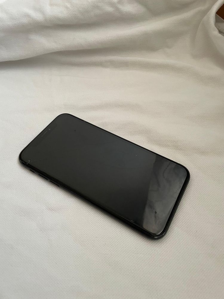 iPhone XR без каробки
