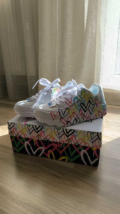 Сникърси Skechers Spread The Love 314064L/WMLT Бял