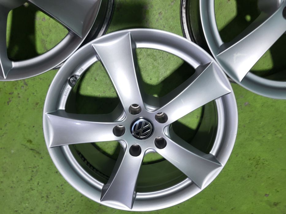 17 5x112 Vw Passat Touran Caddy Golf Skoda Audi A3 A4 A6 5х112 seat