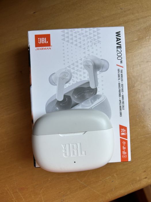 Vand casti JBL 200tws