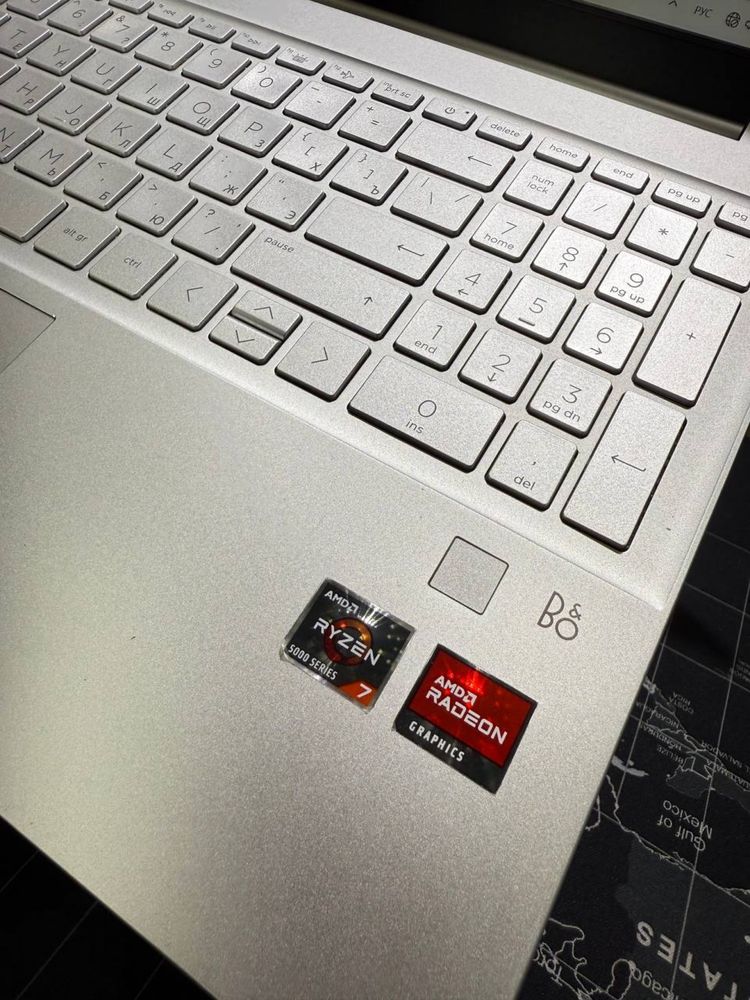 Hp Pavilion 15 R7-5700U/16/512