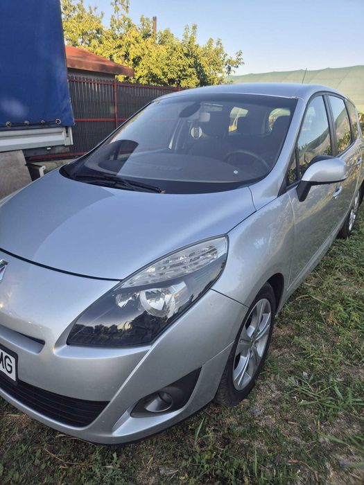 Vand Renault Grand Scenic 2011 1.5 DCI 106 CP