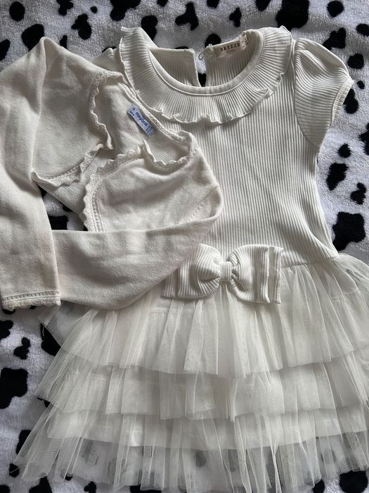 Официална детска рокличка за 4 годинки