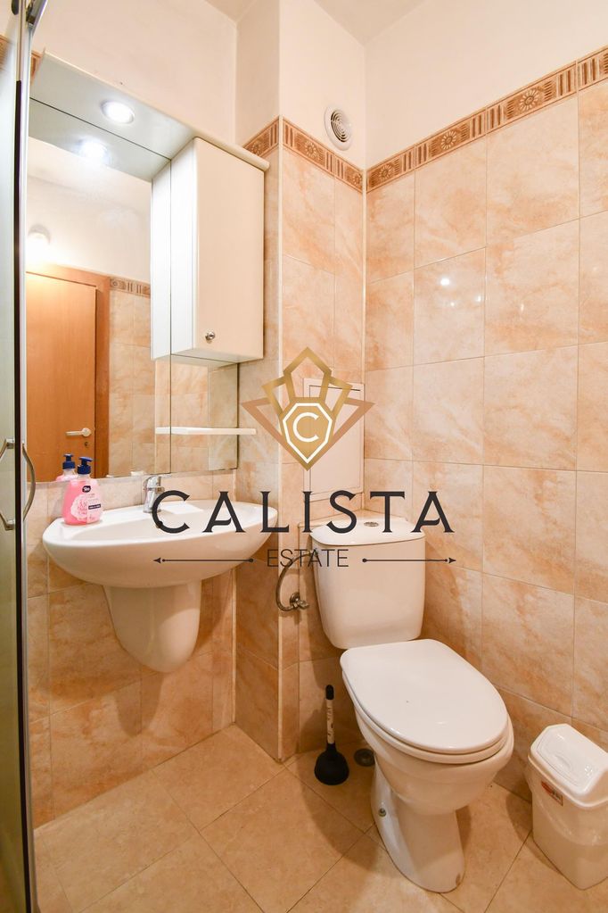 Дава се под наем Двустаен апартамент в София, Изток - 70 кв.м за 640 € - Снимка #8