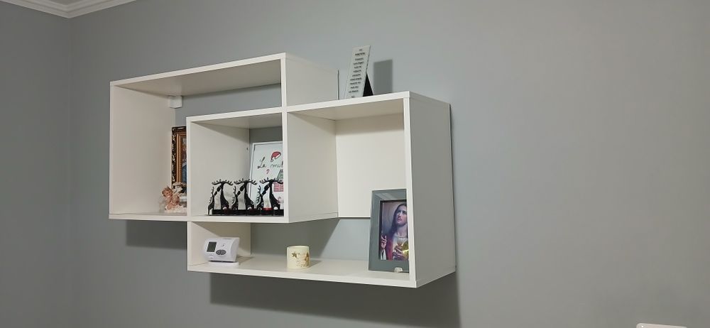 Vindem mobila dormitor utilizată!