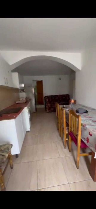 Chirie apartament la casă