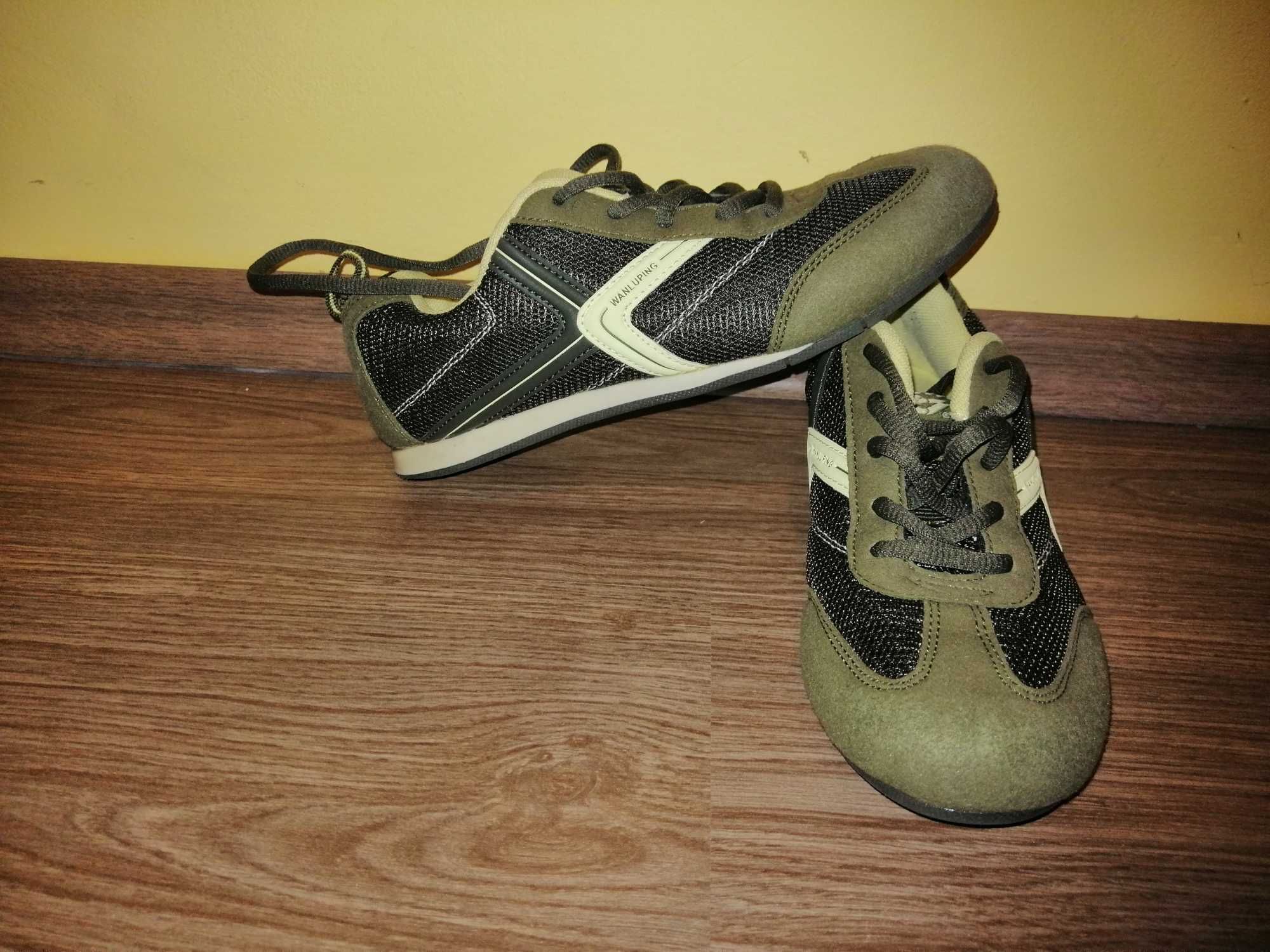 Adidasi / Pantofi sport , marimea 37