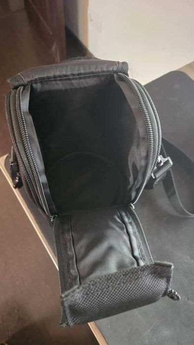 Geanta obiectiv originala Nikon 24-70mm