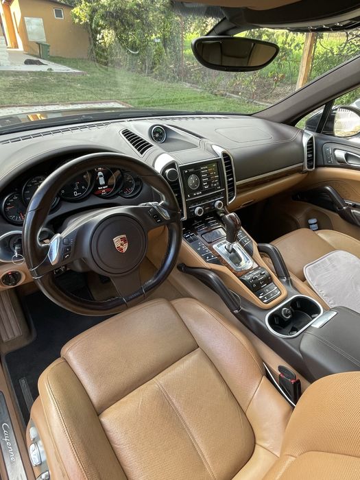 Porsche cayenne - multe optionale