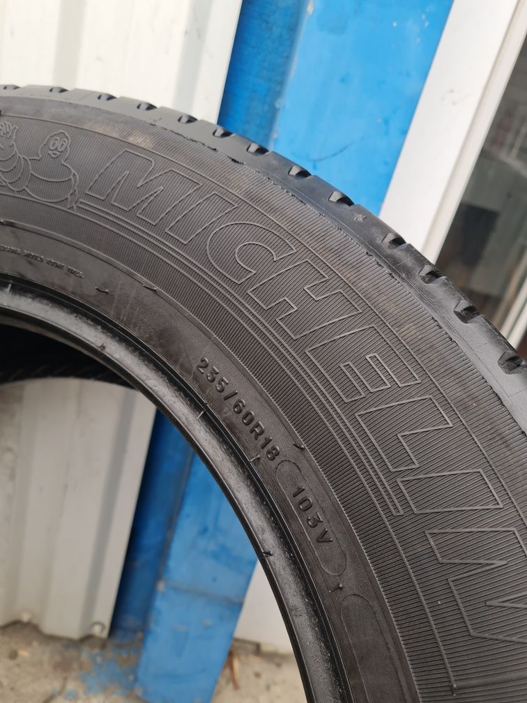 4 Anvelope de vara *235/60R18*MICHELIN*LICHIDARE STOC*50 Lei Buc*