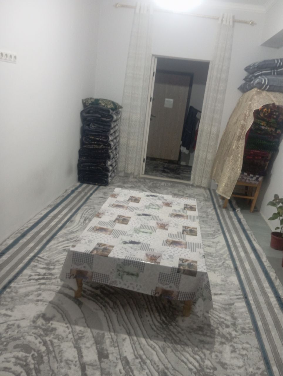 Эшангузар, Новостройка 2-х комнатная
