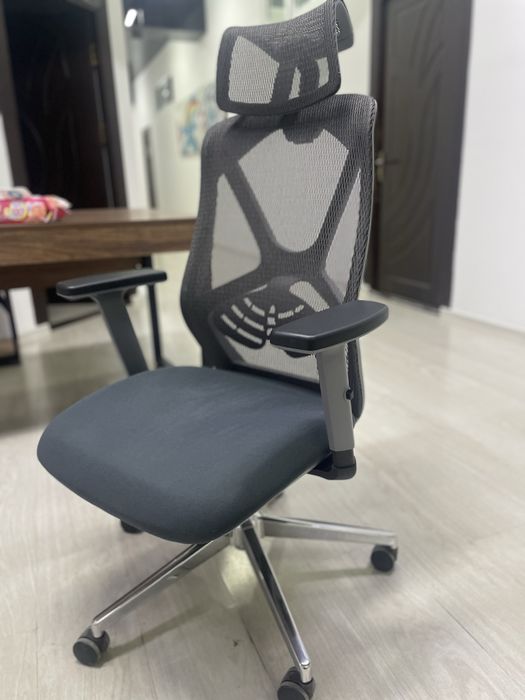 Кресло офисный сотилади