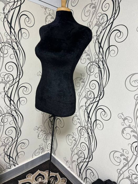 Продается готовый бизнес аренды свадебных, вечерних и детских платьев.