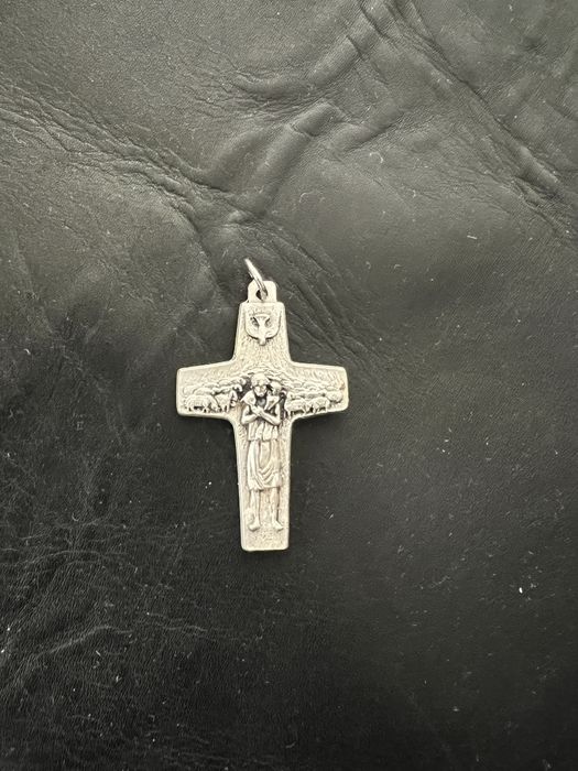 Cruce argint VEDELE italy stare noua,model deosebit,cantareste