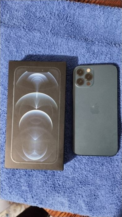 Продам iPhone 12 pro
