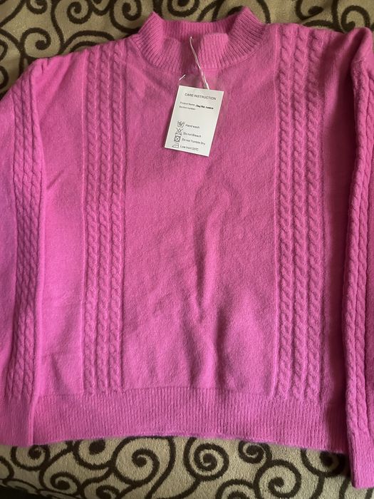 Продается кофта. Новая