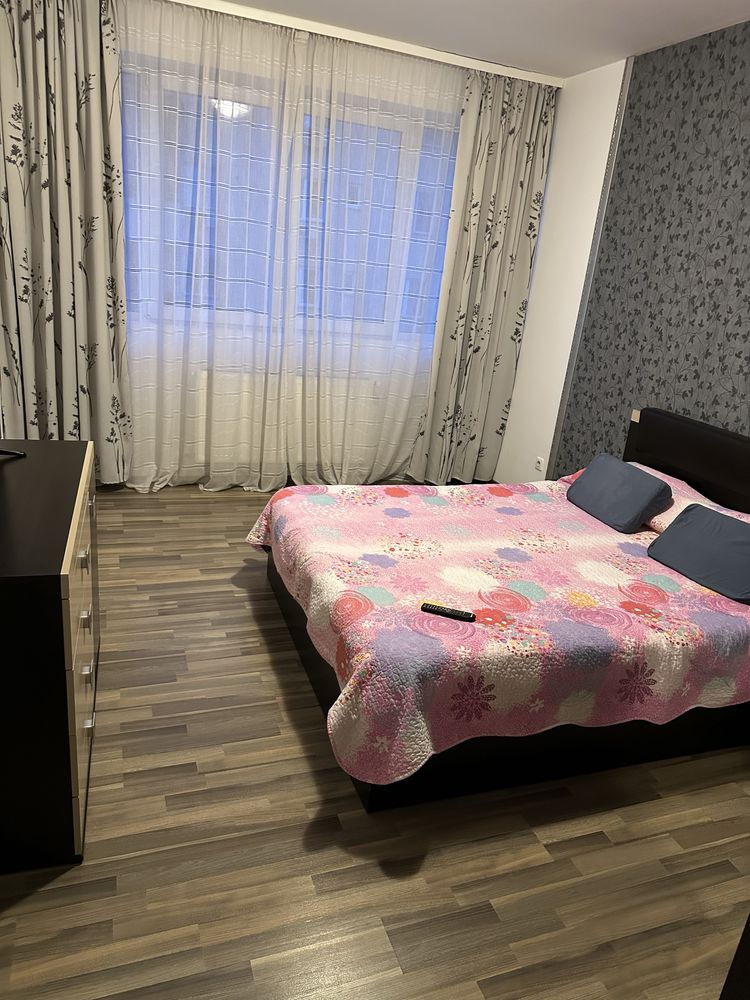 Vand apartament 2 camere, decomandat