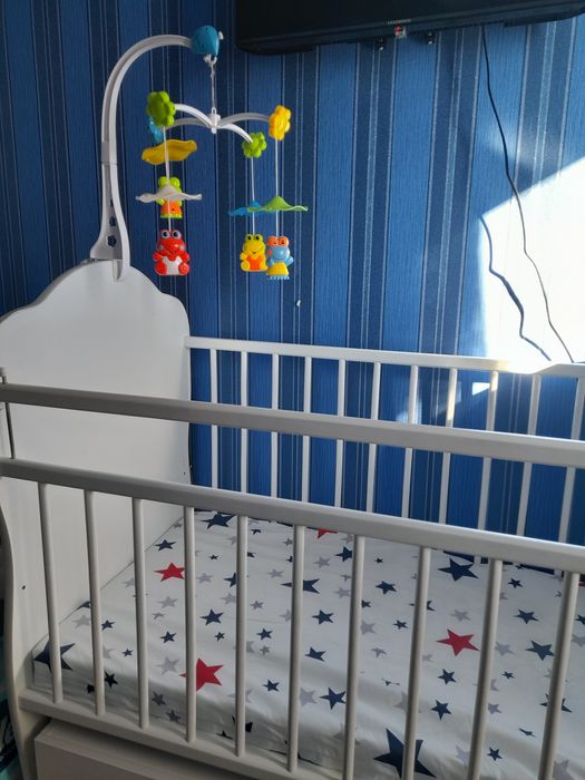 Кроватка детская в отличном состоянии