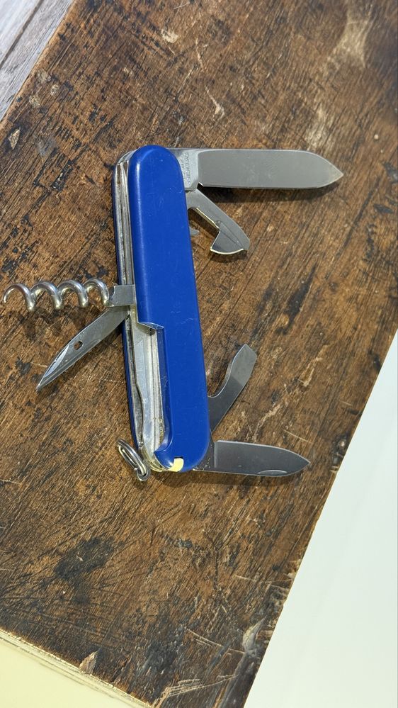 Briceag Victoinox officier swiss made multifunctional de colectie