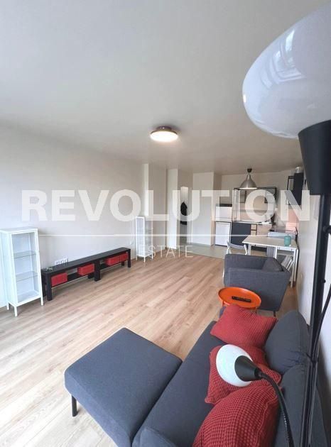 Двустаен апартамент в района на Младост!