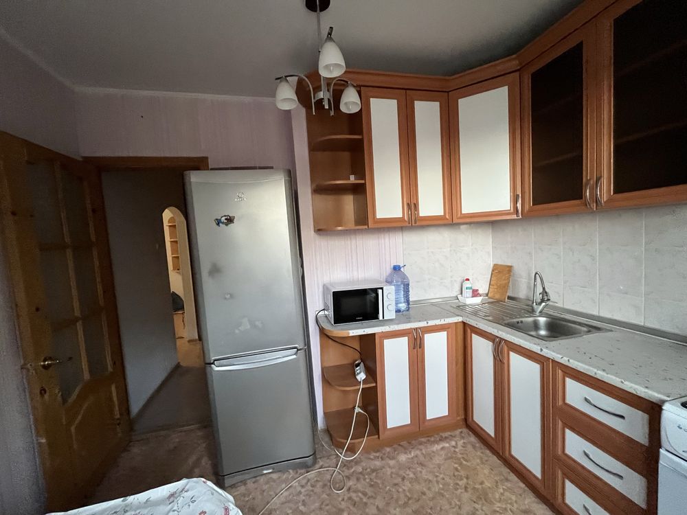 Сдам 1 кв. 11 мкр.