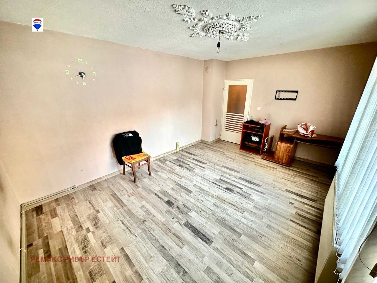 Продава се Тристаен апартамент в Русе, Широк център - 80 кв.м за 1174 €/кв.м - Снимка #3