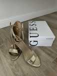 Vand sandale Guess noi - marimea 39