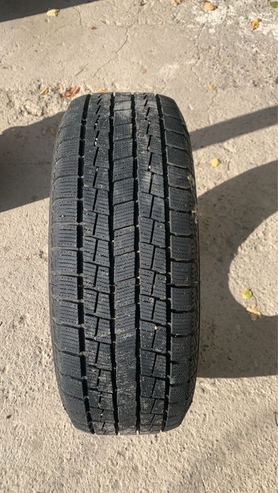 Продам зимние шины 16