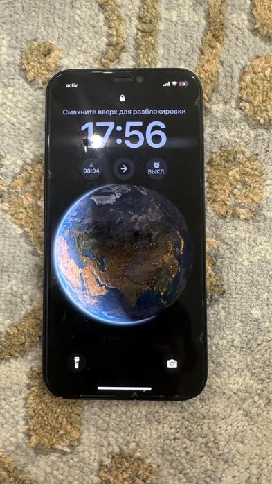 Продаю айфон 12 74 % акб есть 3-4 царапины не вскрытый 128 гб