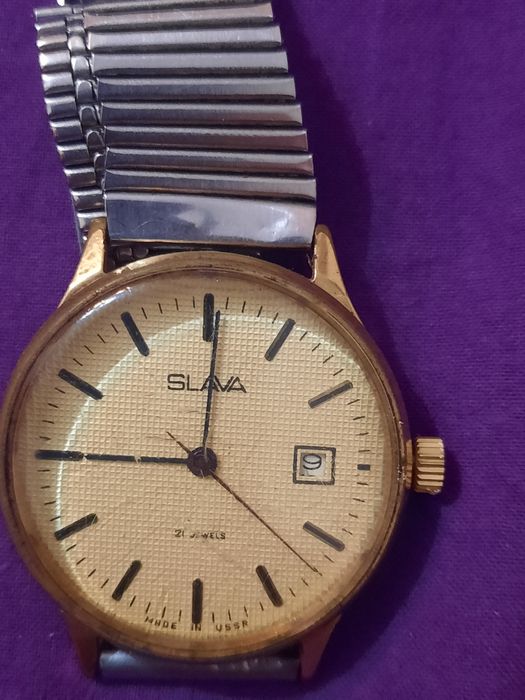 Ceasuri de mana functionale de la 100 lei